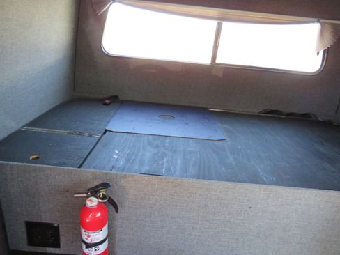 Used 2019 RAM 3500 Tradesman w/ Chrome Appearance Group image 18