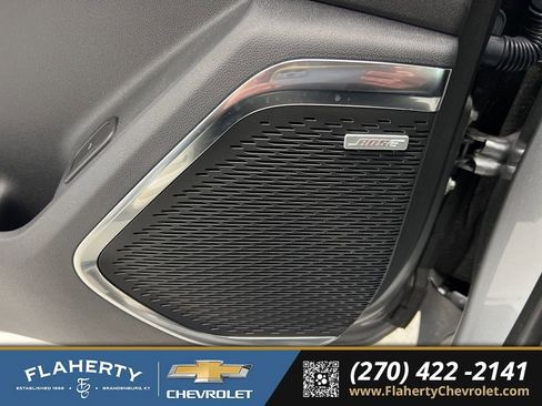 Used 2025 Chevrolet Traverse Z71 w/ Enhanced Driving Package image 25