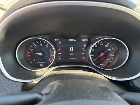 Used 2019 Jeep Compass Latitude w/ Popular Equipment Group AWD/4WD image 13