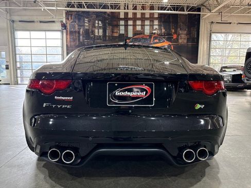 Used 2015 Jaguar F-TYPE R image 40