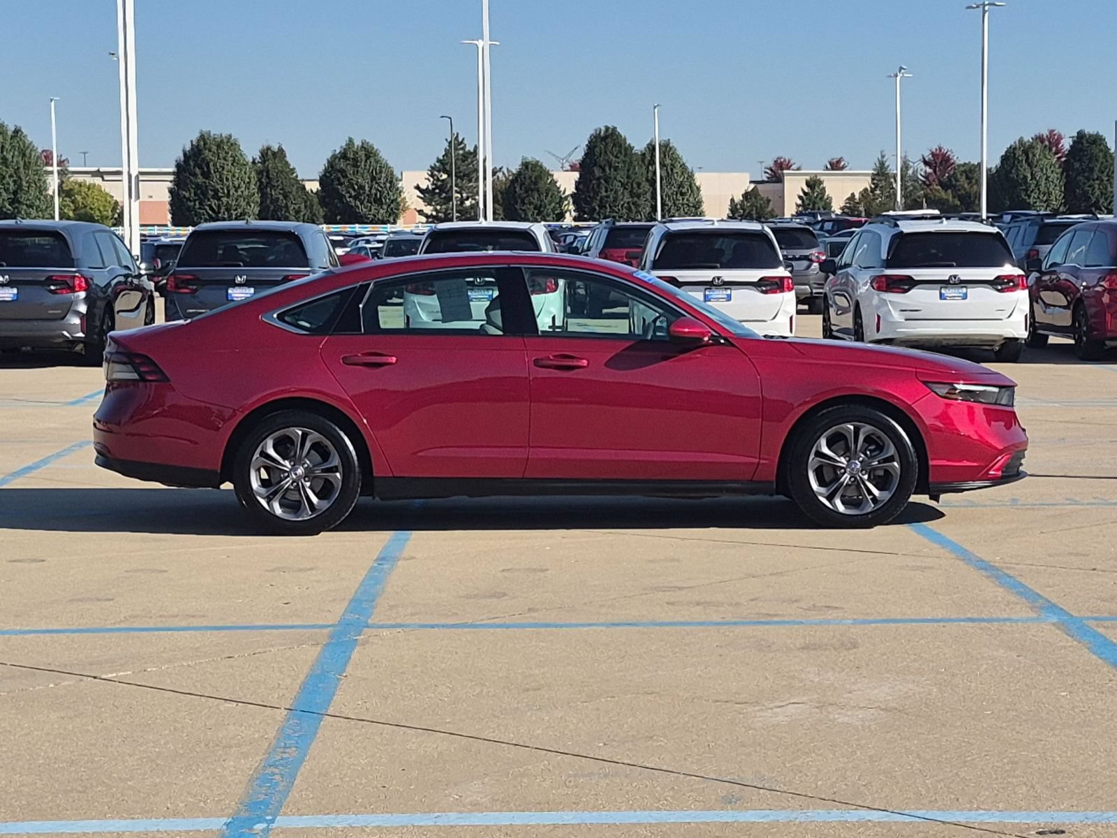 Used 2024 Honda Accord EX image 5
