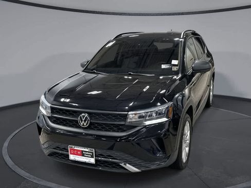 Used 2023 Volkswagen Taos S image 1