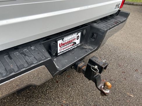 Used 2022 Ford F250 XL w/ Power Equipment Group image 17