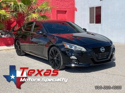 Used 2022 Nissan Altima 2.5 SR w/ Midnight Edition Package