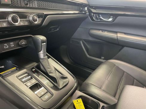 Certified 2024 Honda CR-V EX-L image 30