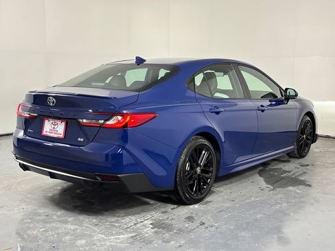 Certified 2025 Toyota Camry SE w/ Convenience Package FWD image 6