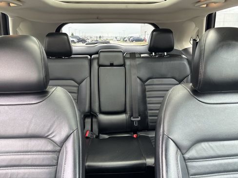 Used 2015 Ford Edge SEL w/ Equipment Group 201A image 14