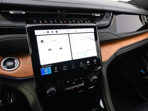 Used 2023 Jeep Grand Cherokee L Summit image 29