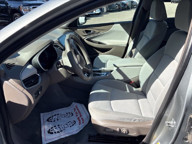 Used 2024 Chevrolet Malibu LT FWD image 8