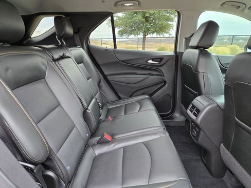 Used 2020 Chevrolet Equinox Premier image 29