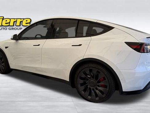 Used 2022 Tesla Model Y Performance AWD/4WD image 2