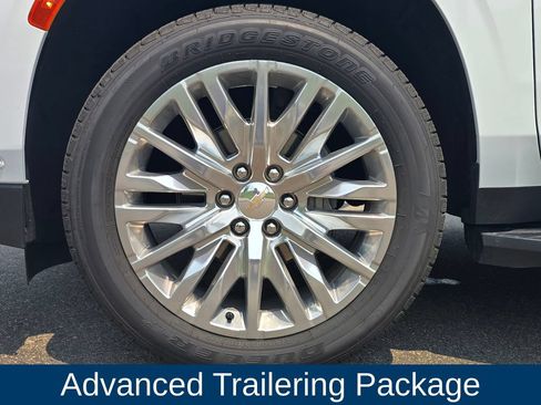 Used 2023 Chevrolet Tahoe Premier w/ Advanced Technology Package AWD/4WD image 9