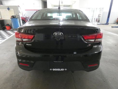Used 2018 Kia Rio S image 8