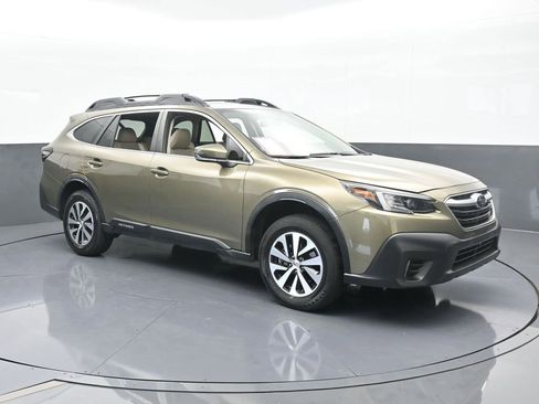 Used 2021 Subaru Outback Premium image 8