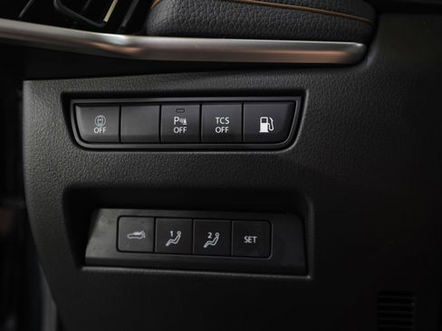 Certified 2024 MAZDA CX-90 Plug-In Hybrid w/ Premium Pkg AWD/4WD image 28