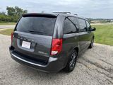 Used 2017 Dodge Grand Caravan SXT image 5