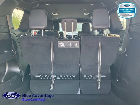Used 2020 Chrysler Pacifica Touring-L FWD image 22