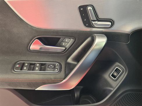 Used 2020 Mercedes-Benz CLA 250 CLA 250 image 26