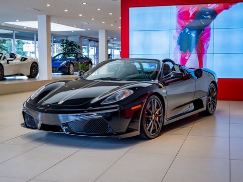 Used 2009 Ferrari F430 Scuderia image 4