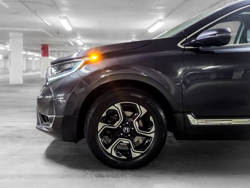 Used 2017 Honda CR-V Touring image 14