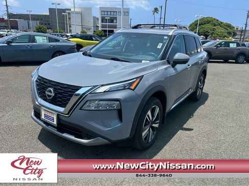 Used 2023 Nissan Rogue SL w/ SL Premium Package FWD image 1