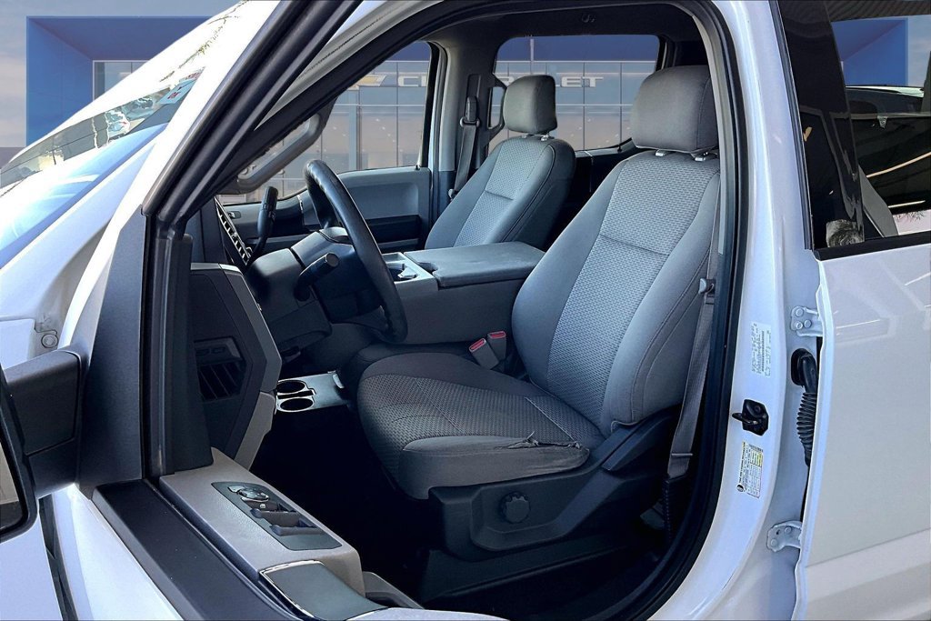 Used 2016 Ford F150 XLT AWD/4WD image 13