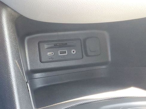 Certified 2024 Chevrolet Equinox LT AWD/4WD image 18