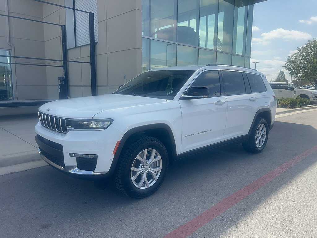 Used 2022 Jeep Grand Cherokee L Limited w/ Luxury Tech Group II RWD image 10