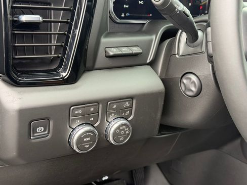 New 2026 GMC Sierra 1500 AT4 w/ AT4 Premium Package image 17