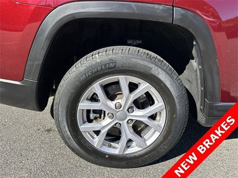 Certified 2022 Jeep Grand Cherokee L Limited image 12