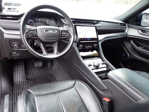 Certified 2022 Jeep Grand Cherokee L Overland image 19