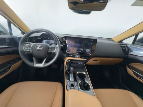 Used 2024 Lexus NX 250 FWD w/ Premium Package image 25