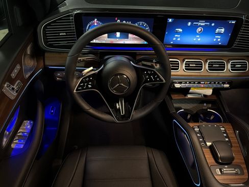 New 2026 Mercedes-Benz GLE 580 4MATIC image 13