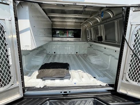 Used 2021 Nissan Frontier S RWD image 51
