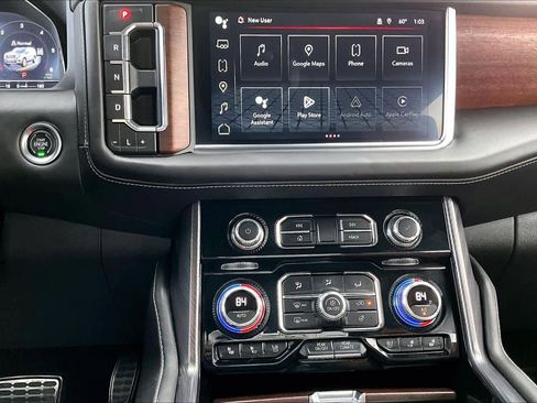 Used 2023 GMC Yukon XL Denali Ultimate image 35