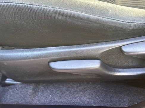 Used 2016 Toyota RAV4 LE FWD image 14