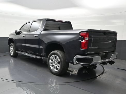 Used 2023 Chevrolet Silverado 1500 LTZ RWD image 3