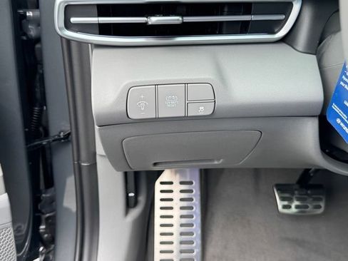 New 2026 Hyundai Elantra Sport FWD image 24