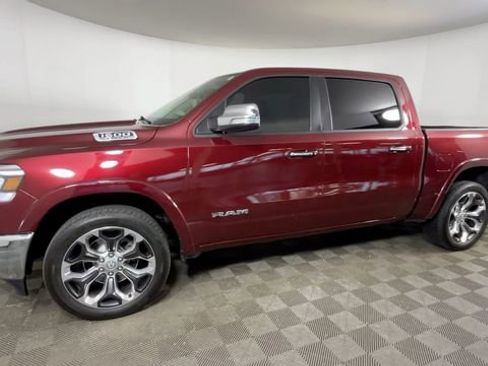 Used 2020 RAM 1500 Laramie AWD/4WD image 10