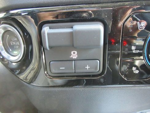 New 2026 GMC Sierra 1500 SLT w/ SLT Premium Package AWD/4WD image 19