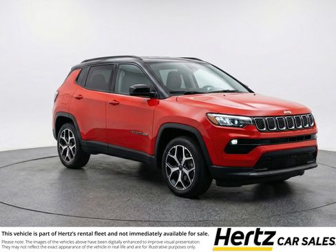 Used 2025 Jeep Compass Limited image 1