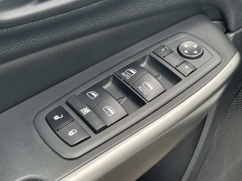 Used 2021 Jeep Cherokee Latitude Lux 80th Anniv w/ Quick Order Package 26U 80TH FWD image 29