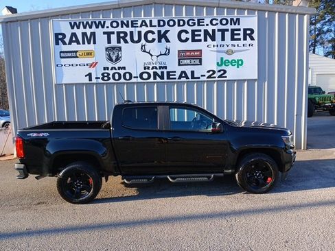 Used 2021 Chevrolet Colorado LT w/ Redline Special Edition image 2