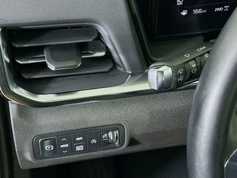 Used 2025 GMC Terrain Elevation image 17