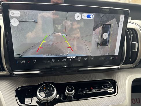 New 2026 Ford Expedition Active image 38