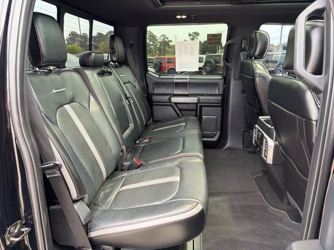 Used 2018 Ford F250 Platinum w/ Platinum Ultimate Package AWD/4WD image 19