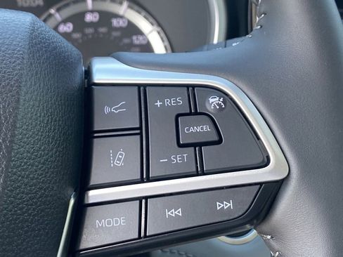 Certified 2026 Toyota Highlander XLE image 29