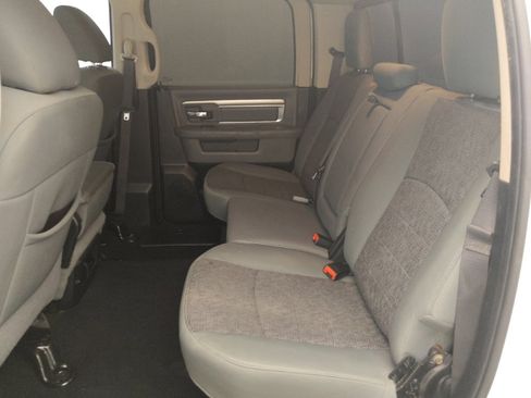 Used 2019 RAM 1500 Big Horn RWD image 18