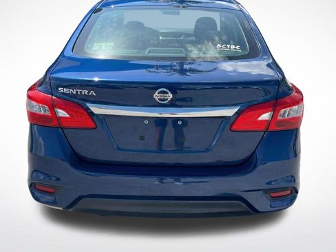 Used 2017 Nissan Sentra S image 7