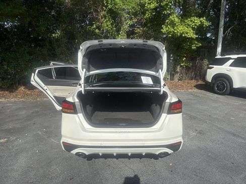 Used 2025 Nissan Altima 2.5 SL AWD/4WD image 12